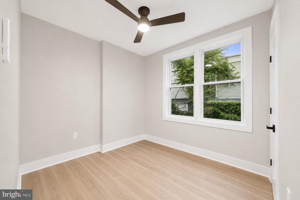 231 E Phil Ellena Street - Photo 12