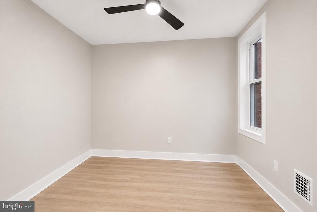 231 E Phil Ellena Street - Photo 10