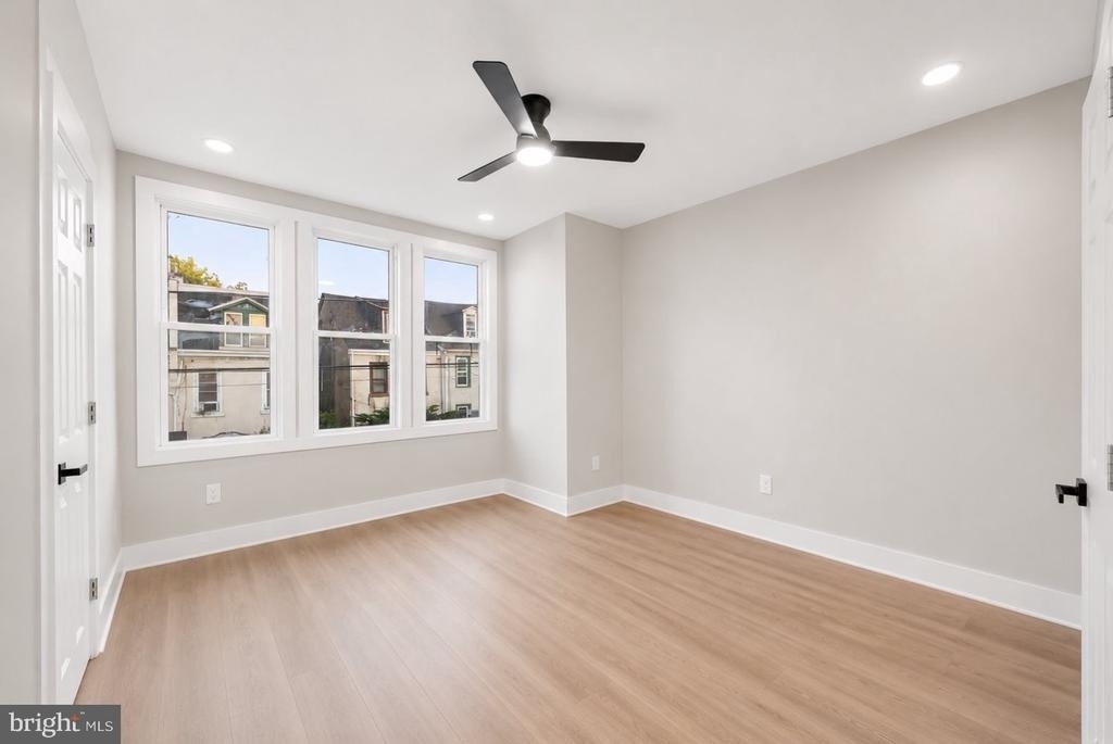 231 E Phil Ellena Street - Photo 7
