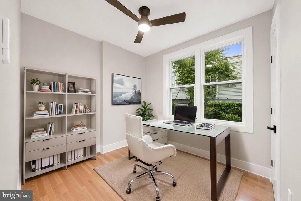 231 E Phil Ellena Street - Photo 11