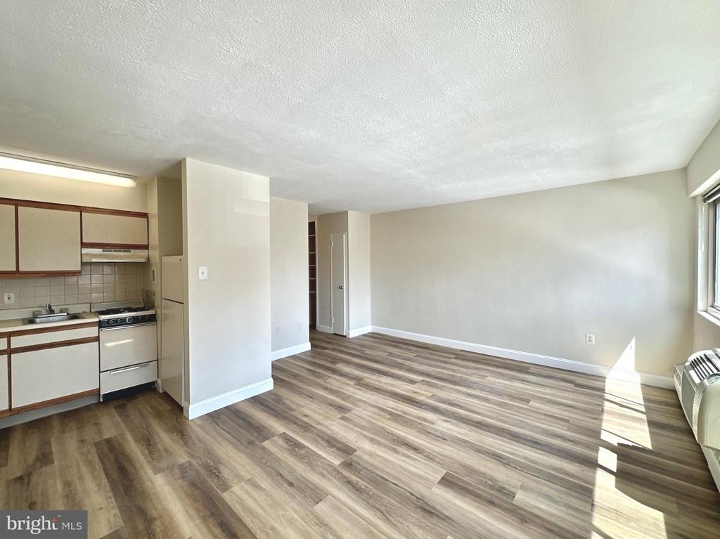 2101 Chestnut Street - Photo 6