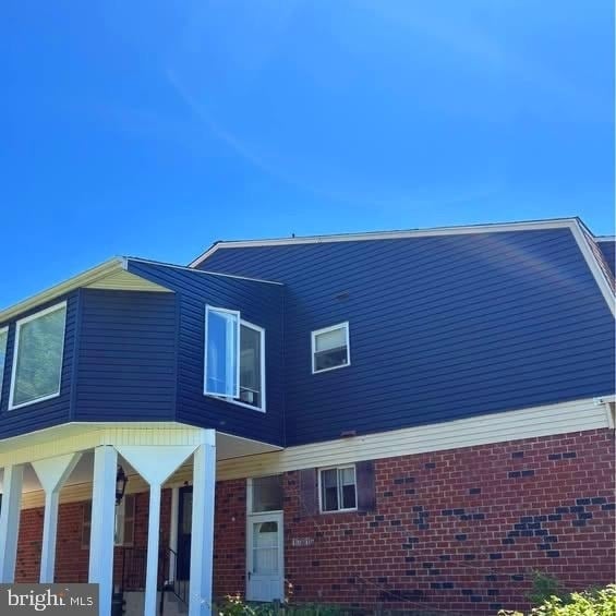 1701 Scotchbrook Drive - Photo 0