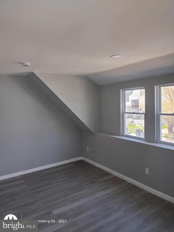 1115 White Street - Photo 7