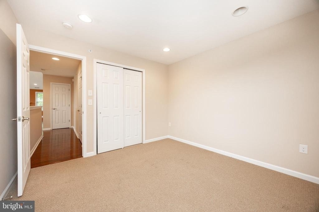 141 Stewarts Court - Photo 21