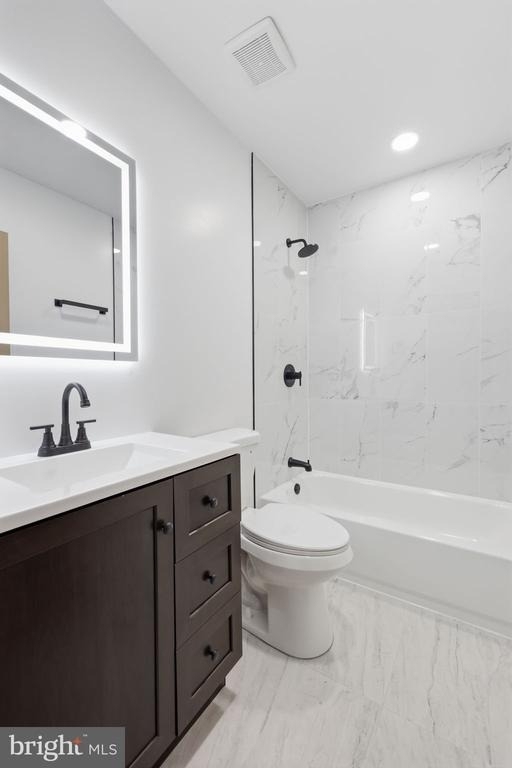 315 Westminster Avenue - Photo 25