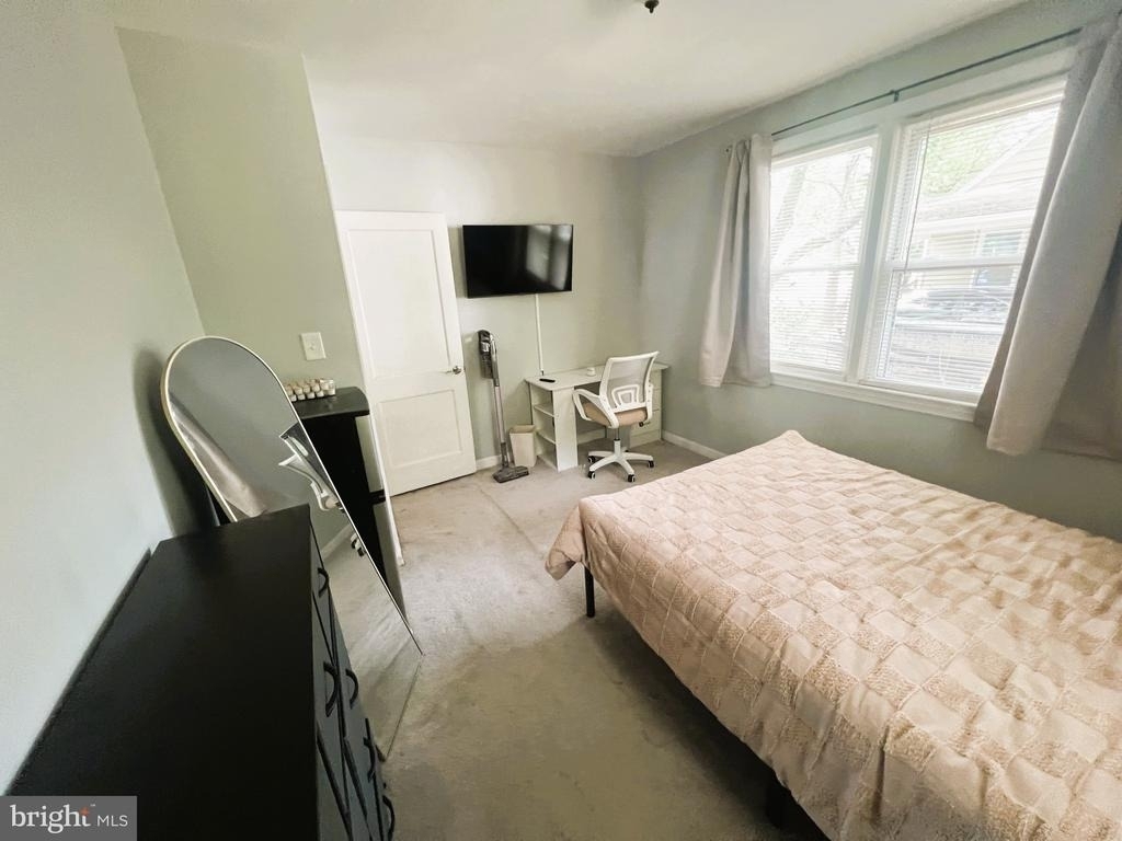 521 Bellview Avenue - Photo 5