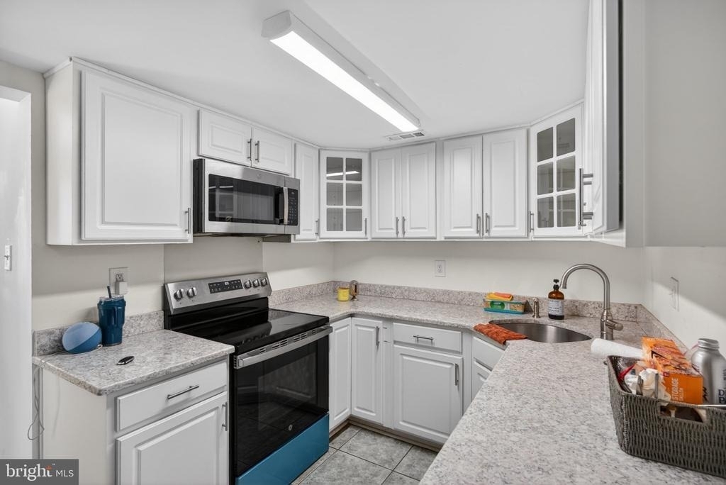 313 Barton Run Boulevard - Photo 3