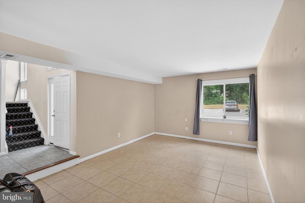 313 Barton Run Boulevard - Photo 2