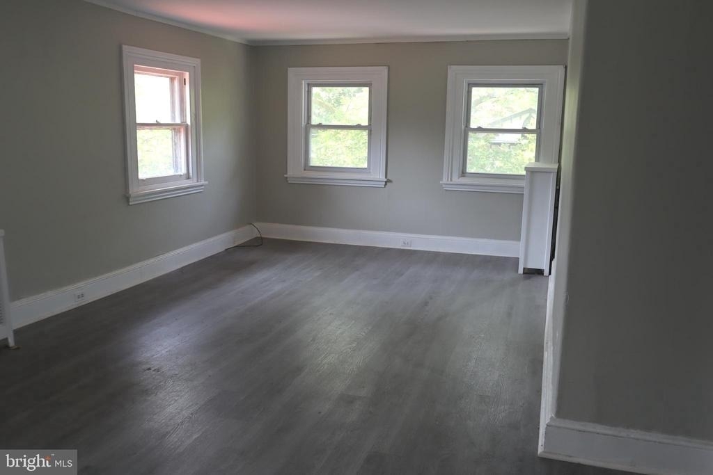 101 Main Street - Photo 1