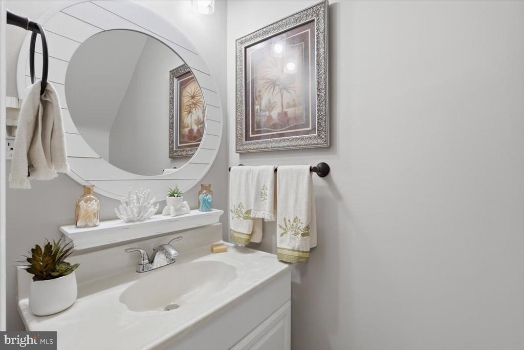 9944 Royal Commerce Place - Photo 26