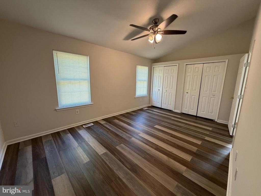 1746 Countrywood Court - Photo 4