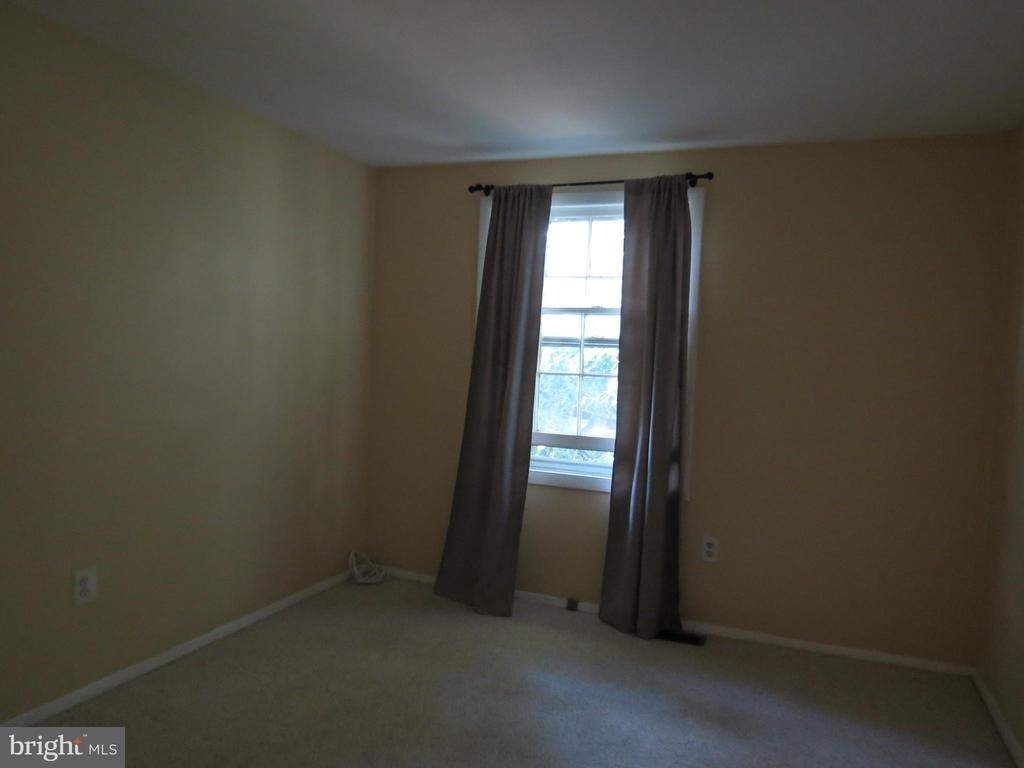 15310 Annapolis Road - Photo 16