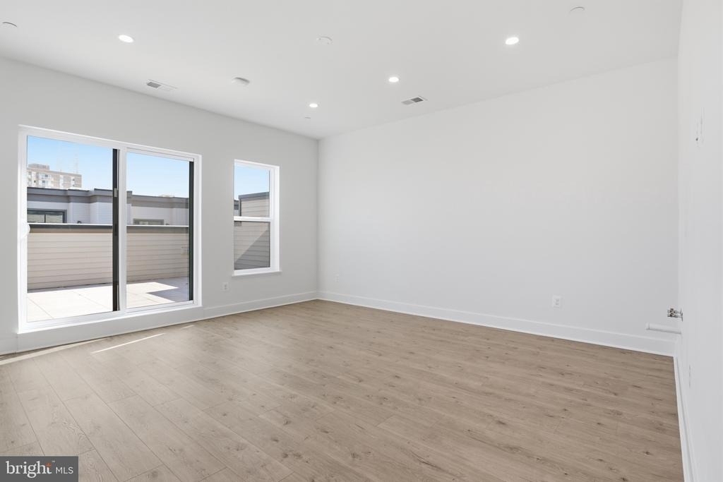 5358 Zenith Overlook - Photo 22