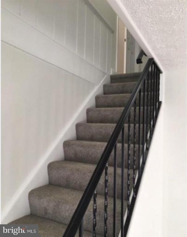 5700 Stillwell Road - Photo 4