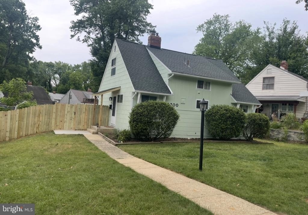 5700 Stillwell Road - Photo 10