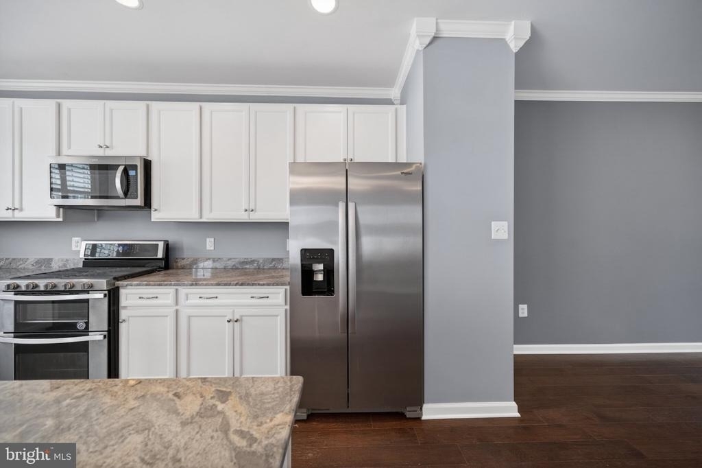 8475 Randell Ridge Road - Photo 10