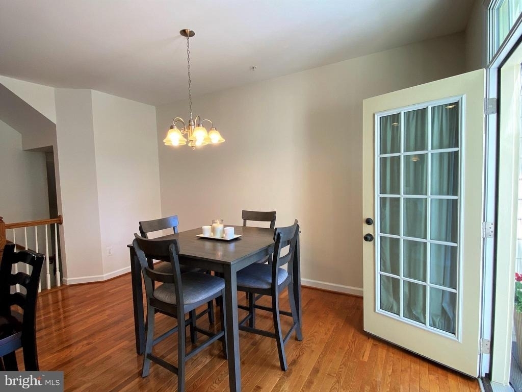 8907 Amelung Street - Photo 11