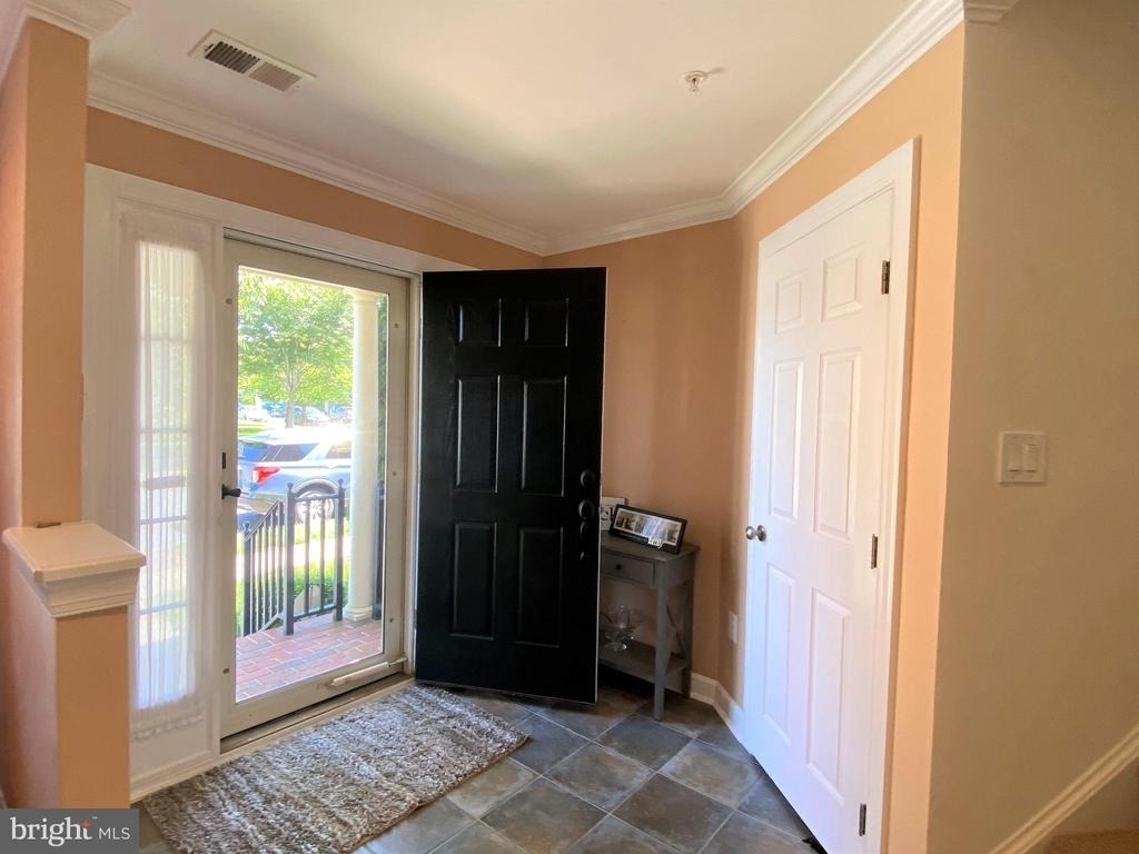 8907 Amelung Street - Photo 1