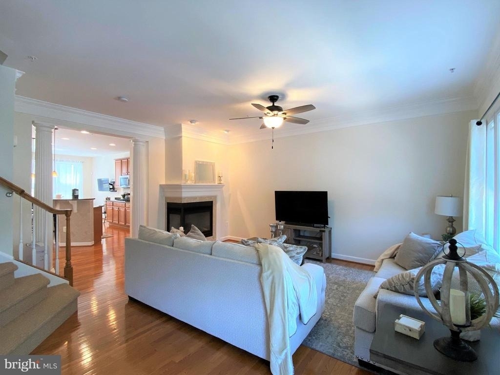 8907 Amelung Street - Photo 15