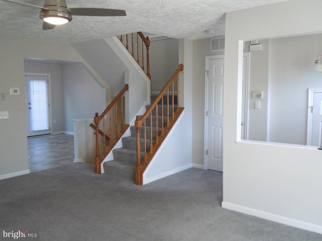 11203 Barnswallow Place - Photo 1