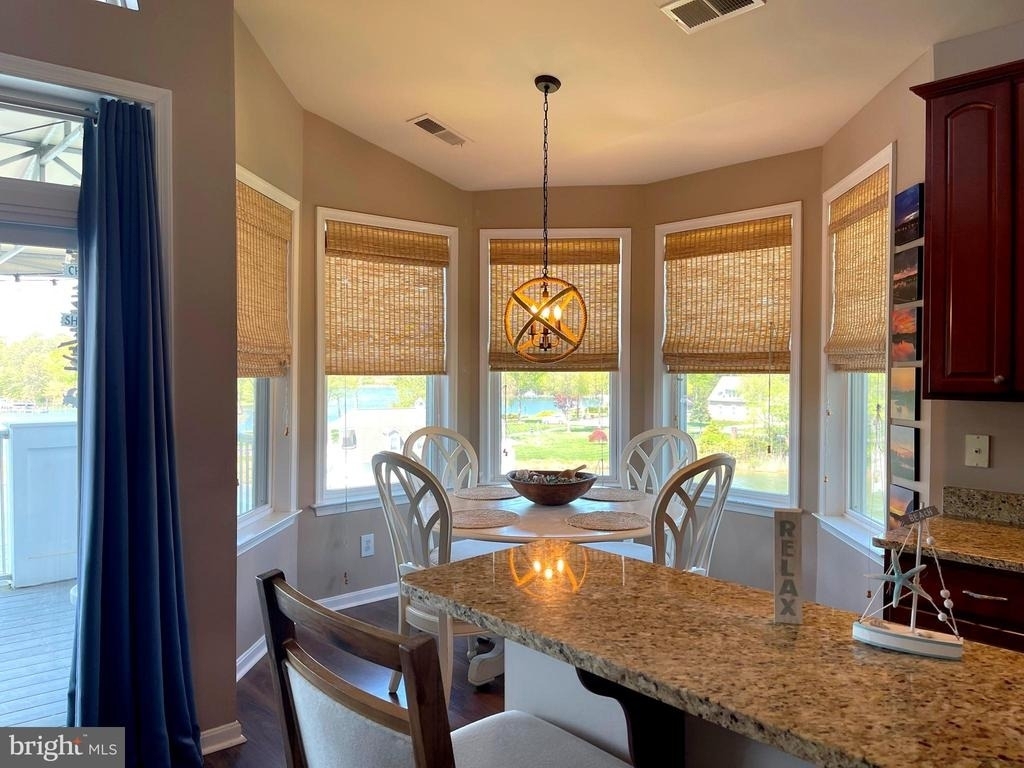 634 Oyster Bay Place - Photo 10