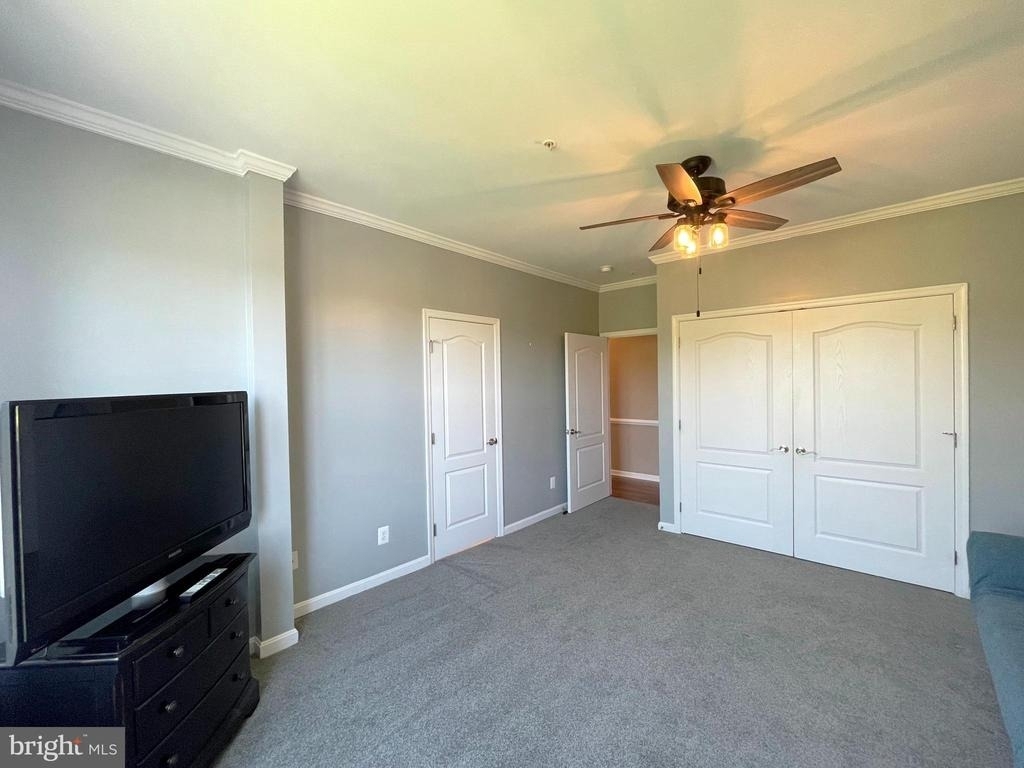 634 Oyster Bay Place - Photo 18