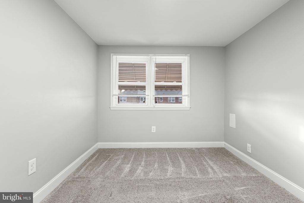 2203 Redthorn Road - Photo 10
