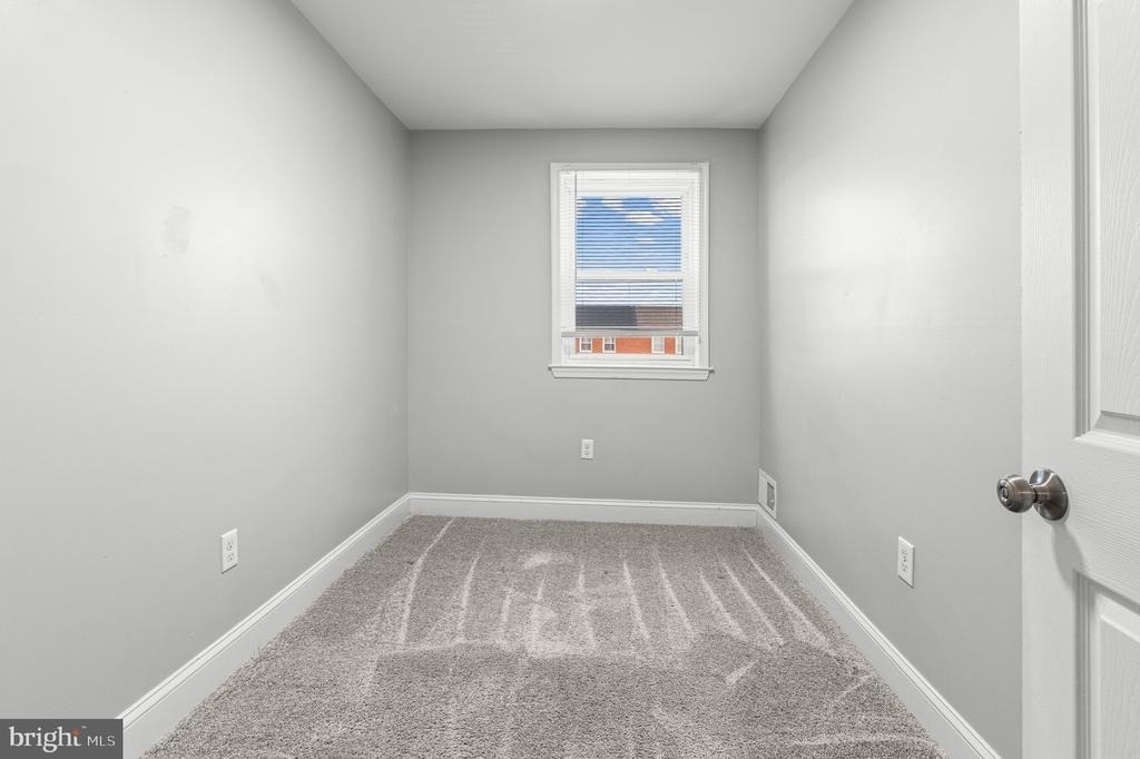 2203 Redthorn Road - Photo 12