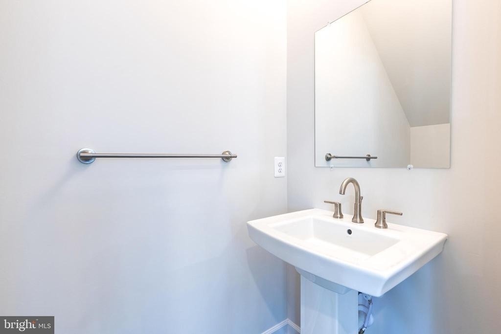 200 Hickory Hollow Court - Photo 16