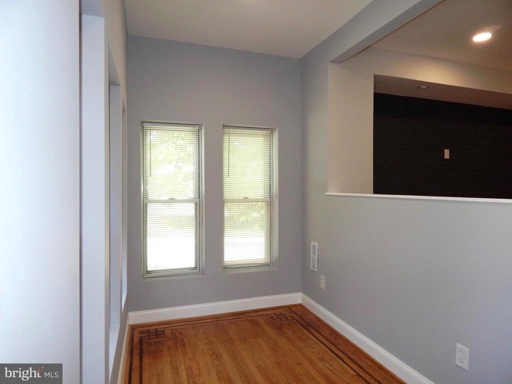 301 Cornwall Street - Photo 1