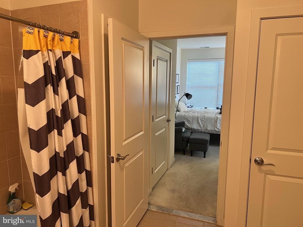3201 Saint Paul Street - Photo 19
