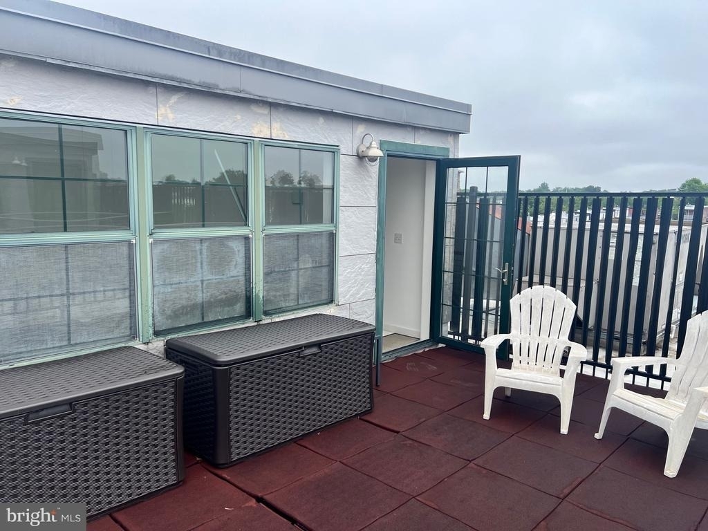 3201 Saint Paul Street - Photo 17