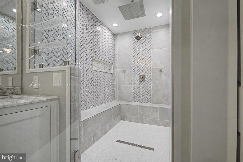 2501 Eastern Point Court - Photo 24