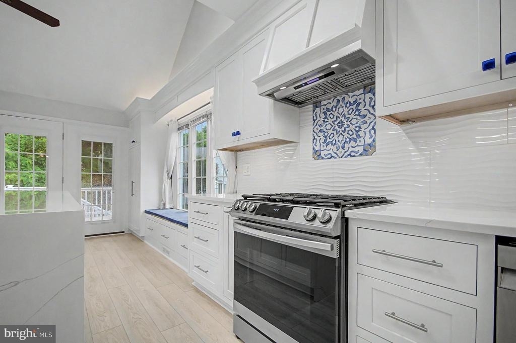 2501 Eastern Point Court - Photo 10