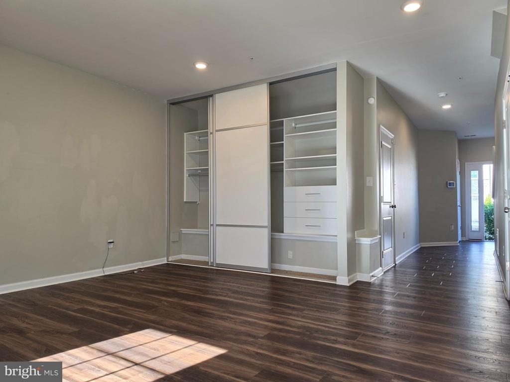2008 Thornbrook Way - Photo 5