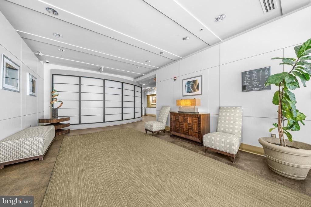 715 6th Street Nw - Photo 33