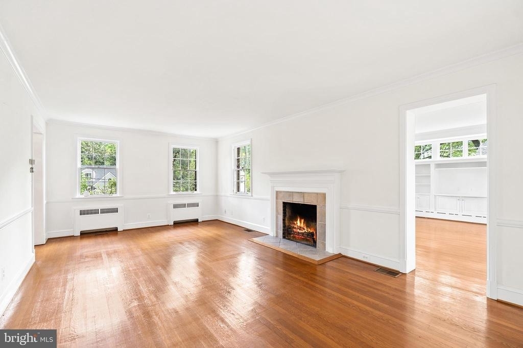 4530 Dexter Street Nw - Photo 3