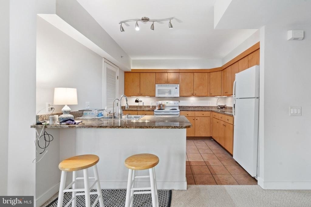 616 E Street Nw - Photo 16