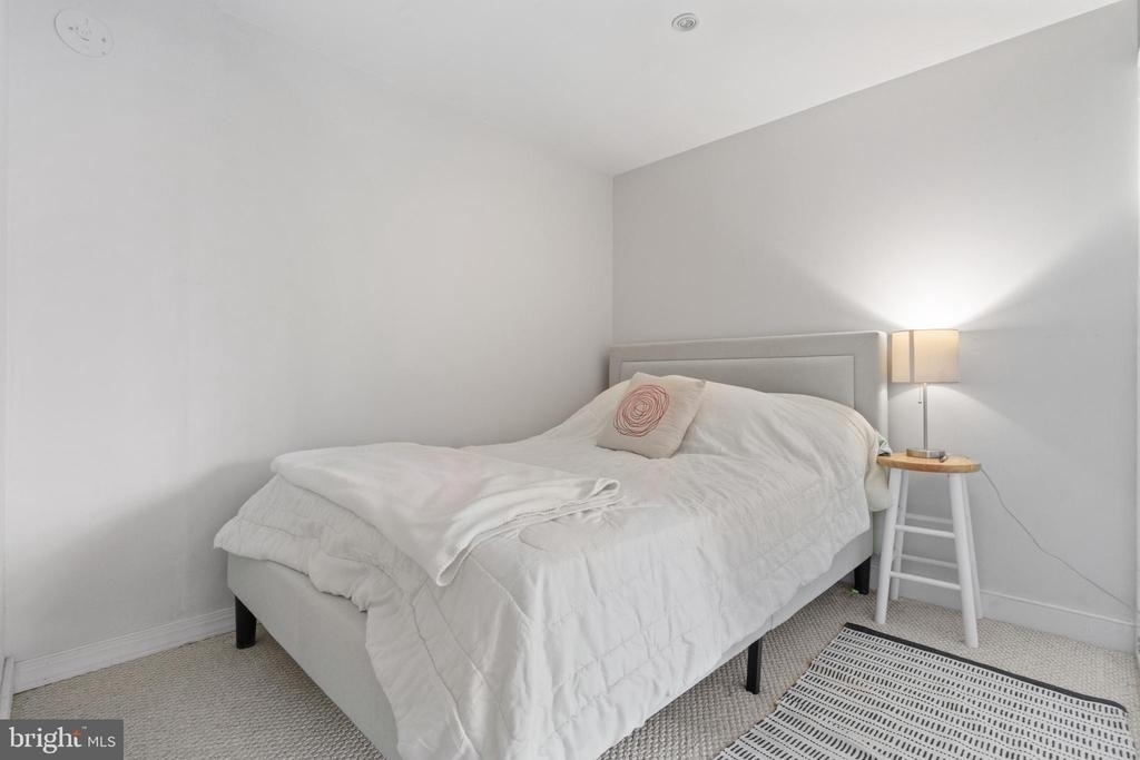 616 E Street Nw - Photo 8