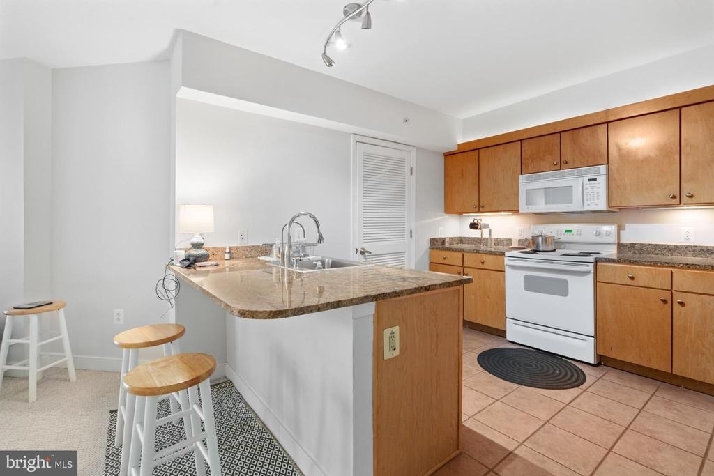 616 E Street Nw - Photo 18