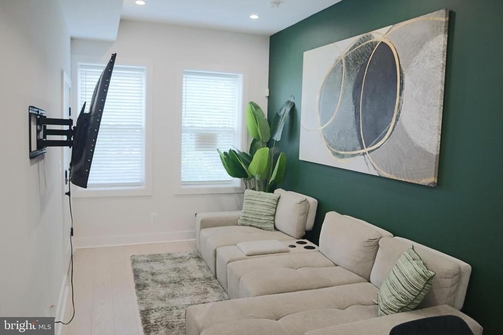 5507 7th Street Nw - Photo 10