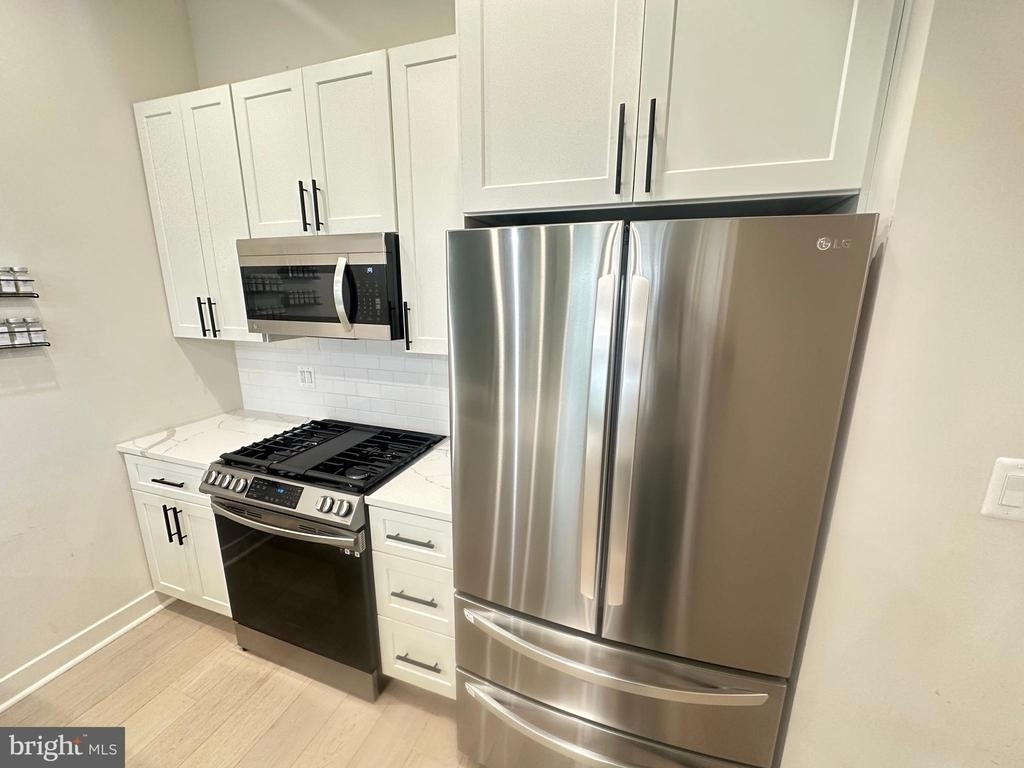 5507 7th Street Nw - Photo 14
