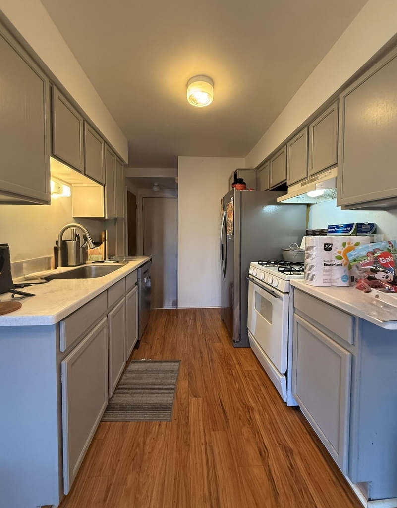 3025 Forest Creek Court - Photo 4