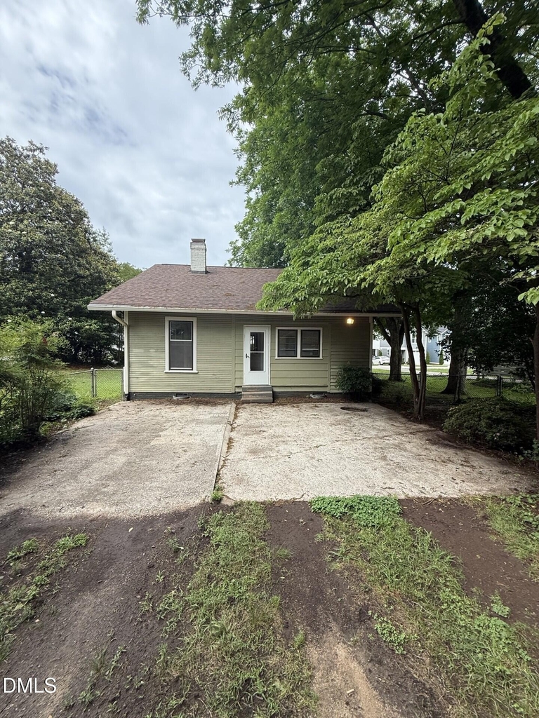 230 Grand Avenue - Photo 3