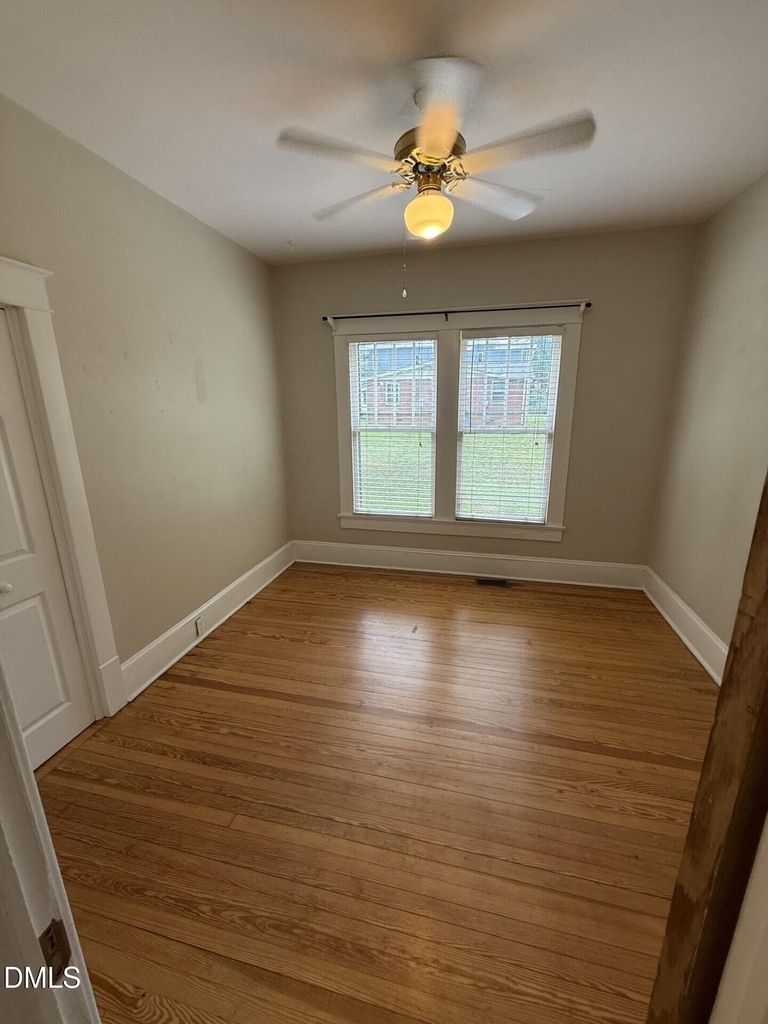 230 Grand Avenue - Photo 11