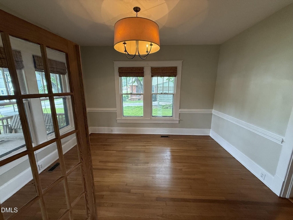 230 Grand Avenue - Photo 8