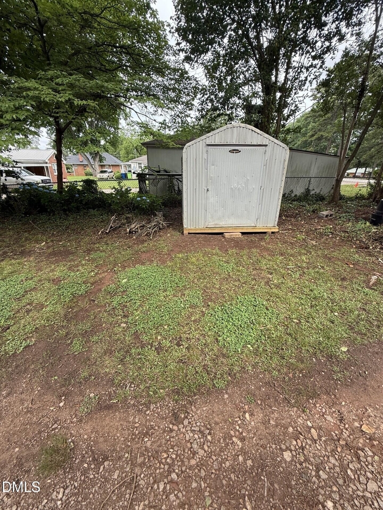 230 Grand Avenue - Photo 27