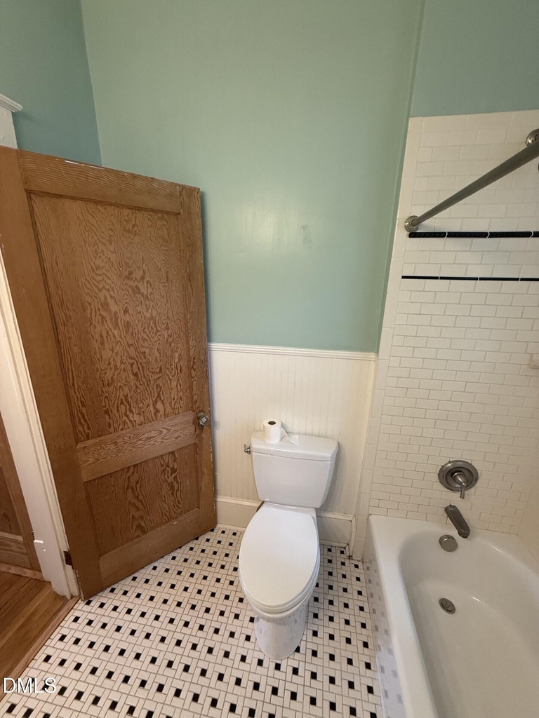 230 Grand Avenue - Photo 15