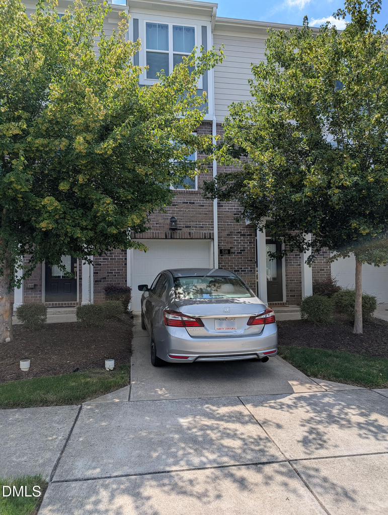516 Skymont Drive - Photo 0