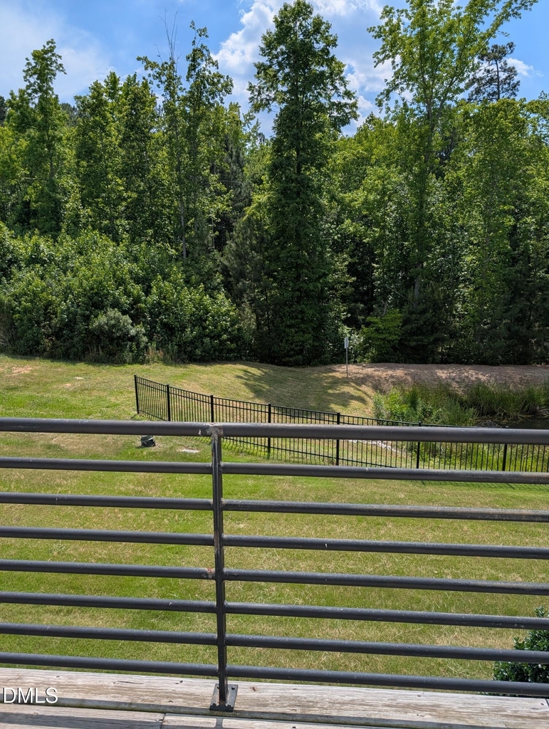 516 Skymont Drive - Photo 2
